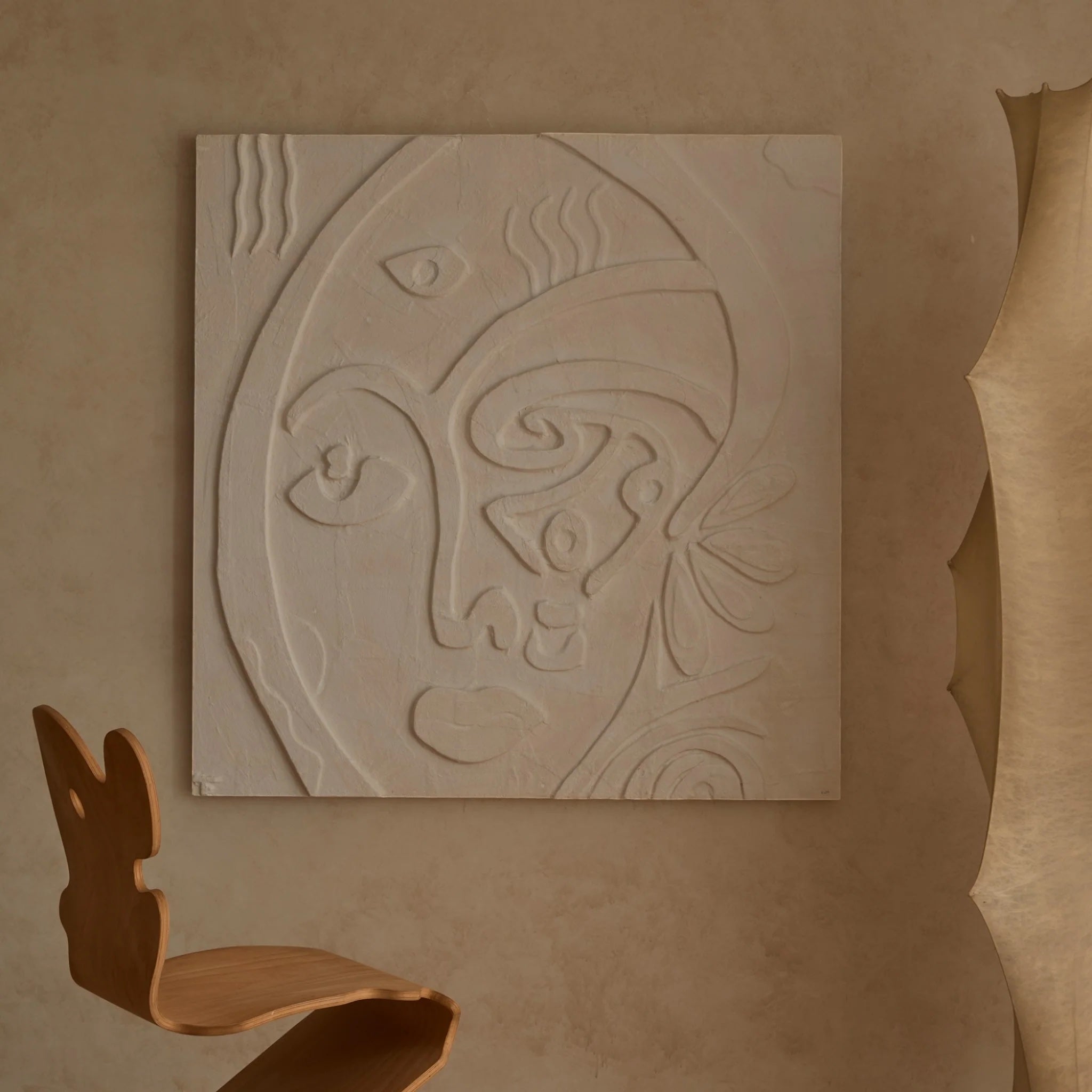 ART, OBJECTS & LIGHTING EDIT