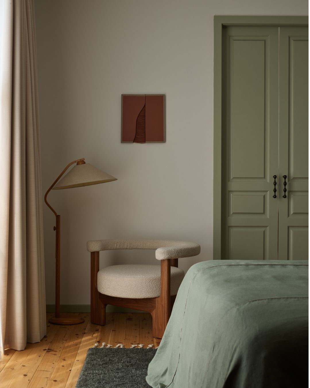 HOW TO CHOOSE PAINT COLOURS: A DESIGNER'S GUIDE