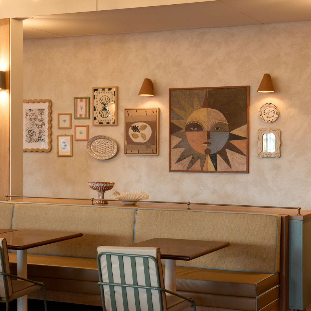 HOW TO CREATE A GALLERY WALL